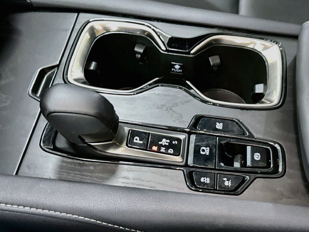 Used 2025 Lexus RX 350h AWD/4WD image 19