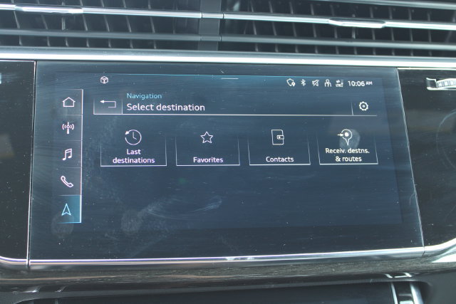Used 2022 Audi SQ8 Prestige w/ Prestige Package AWD/4WD image 28