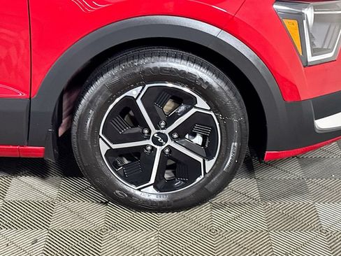 Certified 2024 Kia Niro EX w/ EX Cold Weather Package FWD image 24