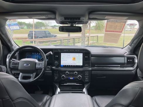 Used 2023 Ford F250 Lariat w/ Lariat Ultimate Package AWD/4WD image 15