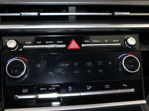 Used 2025 Hyundai Santa Fe SEL image 30