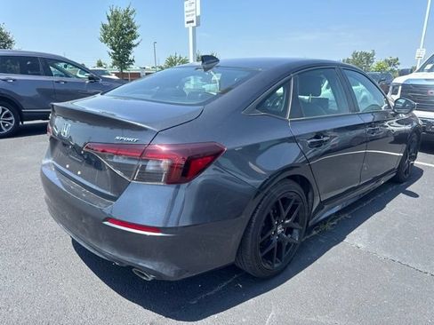 Used 2025 Honda Civic Sport image 5