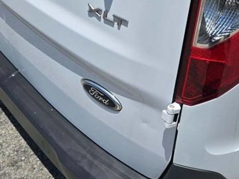 Used 2014 Ford Transit Connect XLT FWD image 13