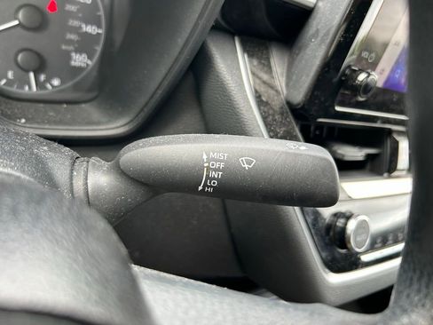 Used 2024 Toyota Corolla LE image 20