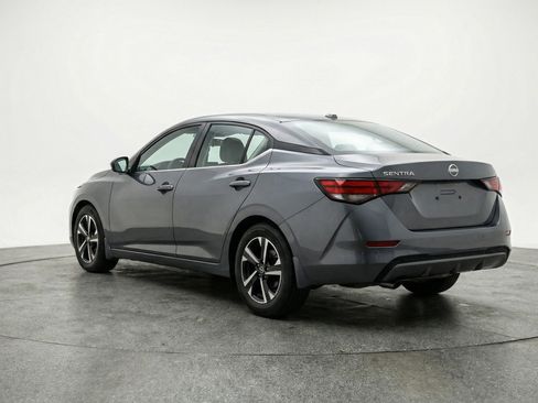 Used 2025 Nissan Sentra SV FWD image 6