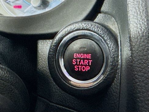 Used 2016 Subaru Crosstrek 2.0i Limited image 15