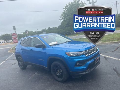 Used 2022 Jeep Compass Latitude AWD/4WD image 1