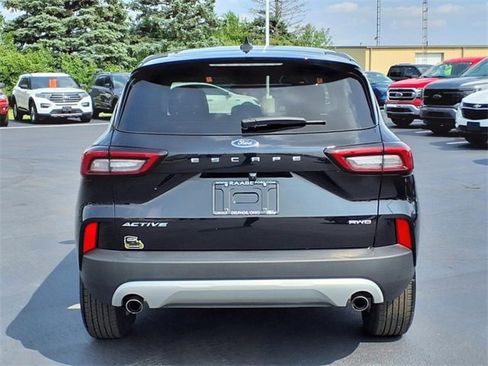 Used 2023 Ford Escape Active image 6