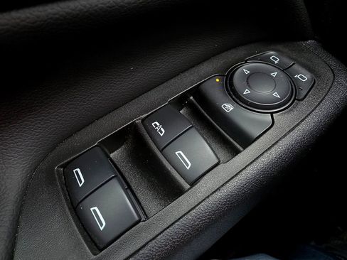 Used 2021 Chevrolet Equinox LT AWD/4WD image 18