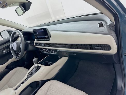 Certified 2024 Honda HR-V LX image 27