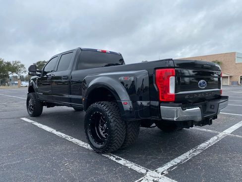 Used 2019 Ford F350 XLT image 7