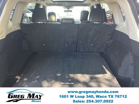 Used 2022 Nissan Rogue SV w/ SV Premium Package FWD image 16