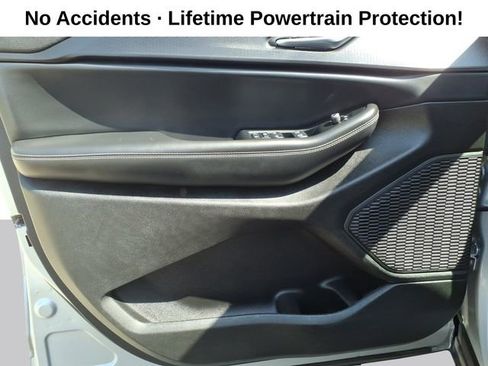 Used 2023 Jeep Grand Cherokee Altitude image 10