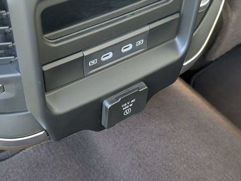 New 2026 RAM 3500 Laramie AWD/4WD image 23
