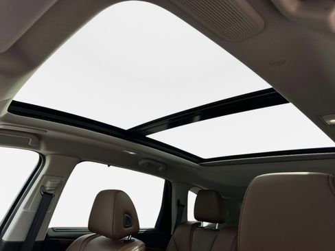 Used 2025 Acura MDX SH-AWD w/ Technology Package image 20