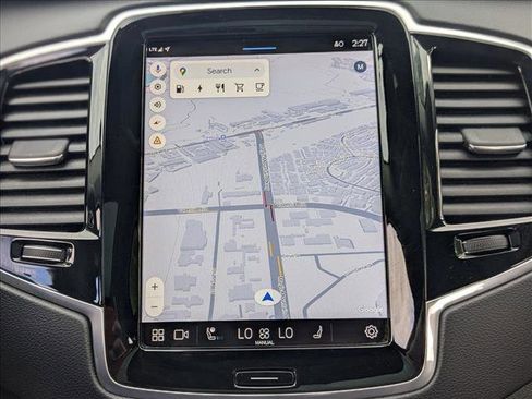 Used 2023 Volvo XC90 T8 Ultimate w/ Protection Package Premier image 13