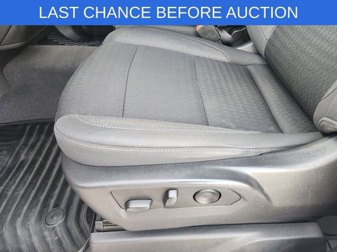 Used 2023 Chevrolet Silverado 1500 Custom image 25