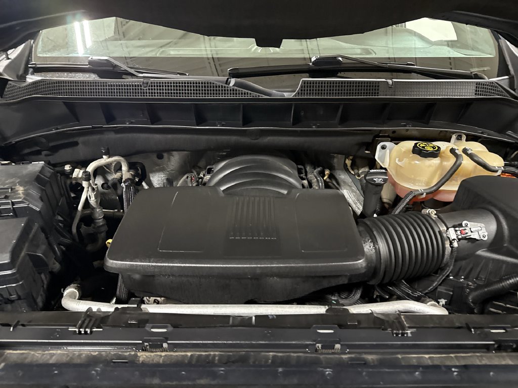 Used 2020 Chevrolet Silverado 1500 LT w/ All-Star Edition AWD/4WD image 24