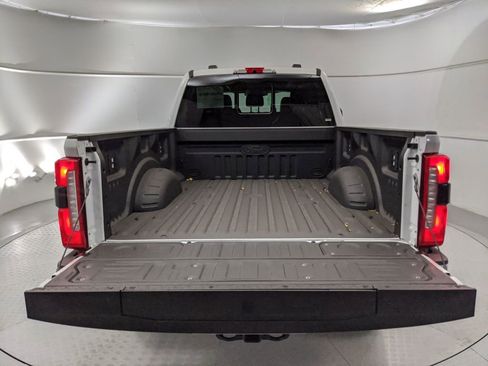 New 2025 Ford F250 Lariat w/ Lariat Ultimate Package image 24