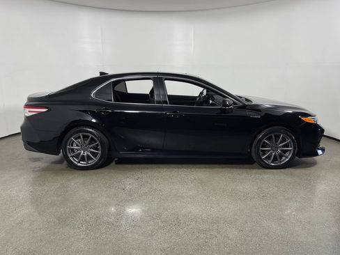 Certified 2019 Toyota Camry XLE w/ Driver Assist Package FWD image 2