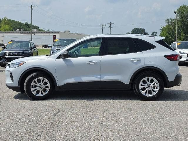 Certified 2025 Ford Escape Active w/ Tech Pack #1 FWD image 4