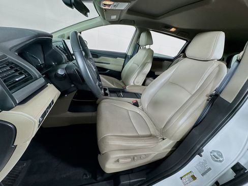 Used 2024 Honda Odyssey EX-L image 12
