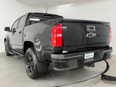 Used 2019 Chevrolet Colorado Z71 w/ Z71 Midnight Edition AWD/4WD image 7