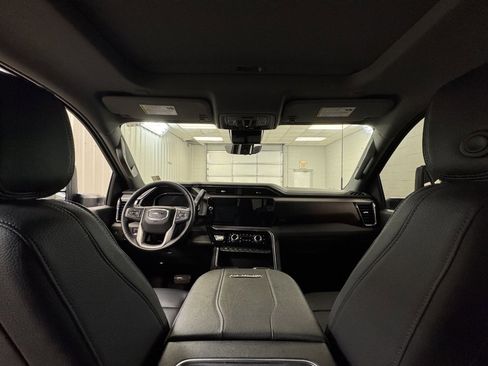 Used 2025 GMC Sierra 3500 Denali w/ Denali Reserve Package image 20