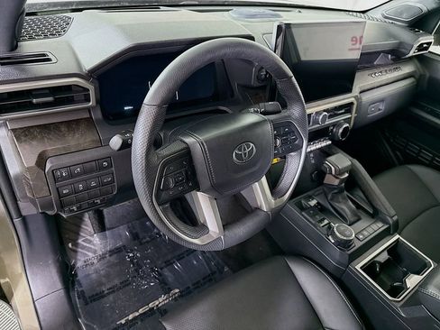 Used 2024 Toyota Tacoma Limited image 20