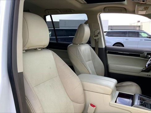 Used 2014 Lexus GX 460 image 8