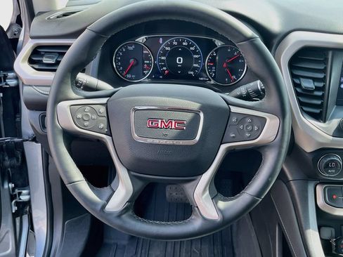 Used 2023 GMC Acadia Denali w/ Denali Ultimate Package AWD/4WD image 11