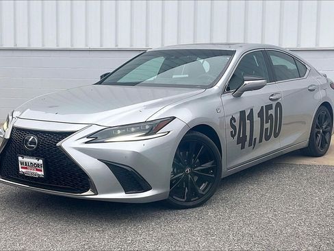 Used 2023 Lexus ES 350 F Sport FWD image 2