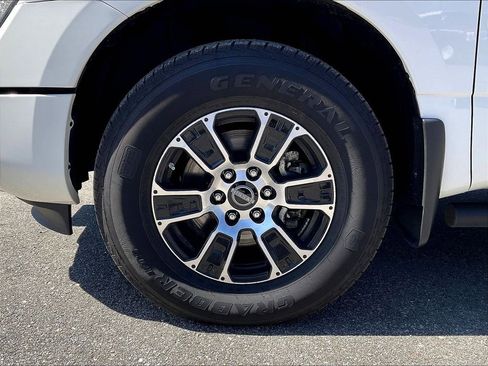Used 2024 Nissan Titan SV w/ Accessory Utility Package AWD/4WD image 7