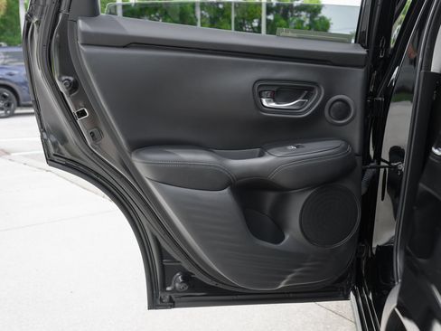 Used 2024 Honda HR-V EX-L image 31