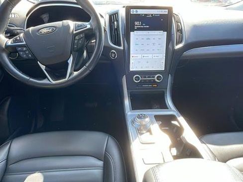 Used 2021 Ford Edge SEL w/ Convenience Package image 17