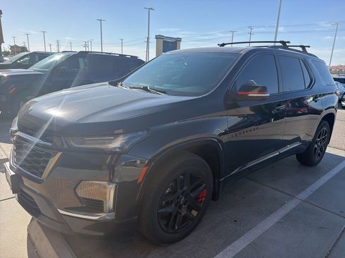 Used 2022 Chevrolet Traverse Premier w/ Redline Edition AWD/4WD image 1