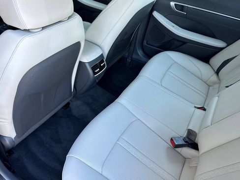 Certified 2025 Hyundai Sonata Limited FWD image 12