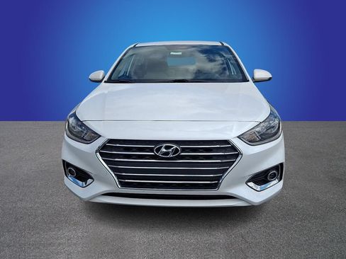 Used 2021 Hyundai Accent SEL FWD image 2