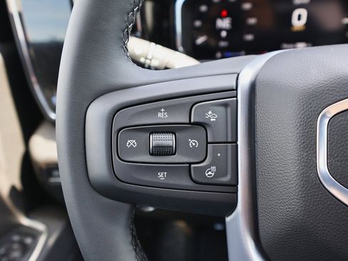 New 2026 GMC Sierra 1500 Elevation image 20