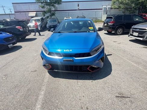 Used 2023 Kia Forte GT-Line FWD image 2