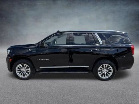 Used 2024 GMC Yukon SLT AWD/4WD image 5