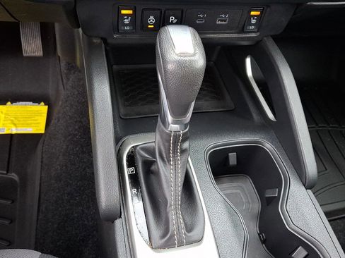 Used 2023 Nissan Frontier SV w/ SV Convenience Package image 14