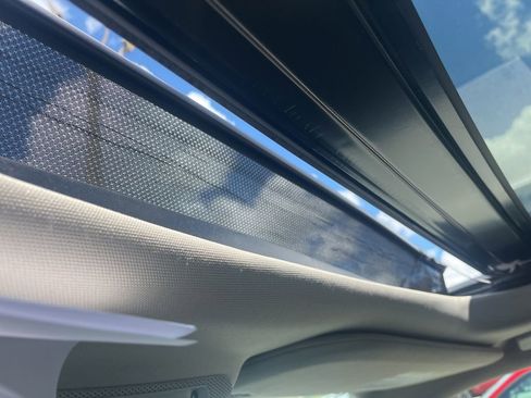 Used 2019 Ford Expedition Max Platinum image 18