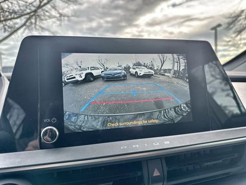 Used 2024 Toyota Prius LE image 26