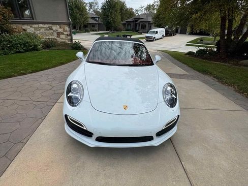 Used 2015 Porsche 911 Turbo image 2
