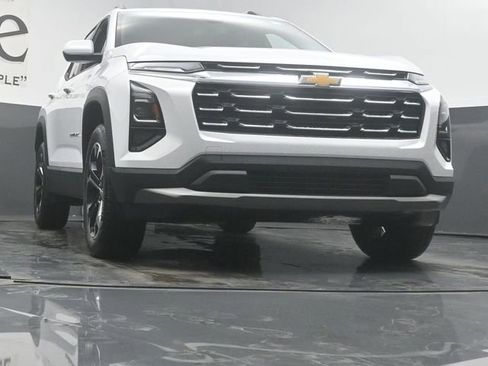 New 2026 Chevrolet Equinox LT w/ LPO, Floor Liner Package image 3