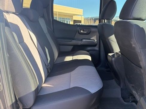 Used 2023 Toyota Tacoma TRD Off-Road image 10