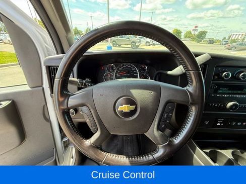 Used 2021 Chevrolet Express 3500 Extended w/ Driver Convenience Package RWD image 15