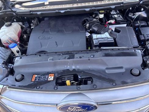 Used 2016 Ford Edge Titanium w/ Equipment Group 302A AWD/4WD image 27