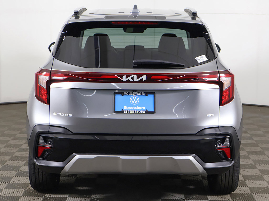 Used 2024 Kia Seltos S AWD/4WD image 12